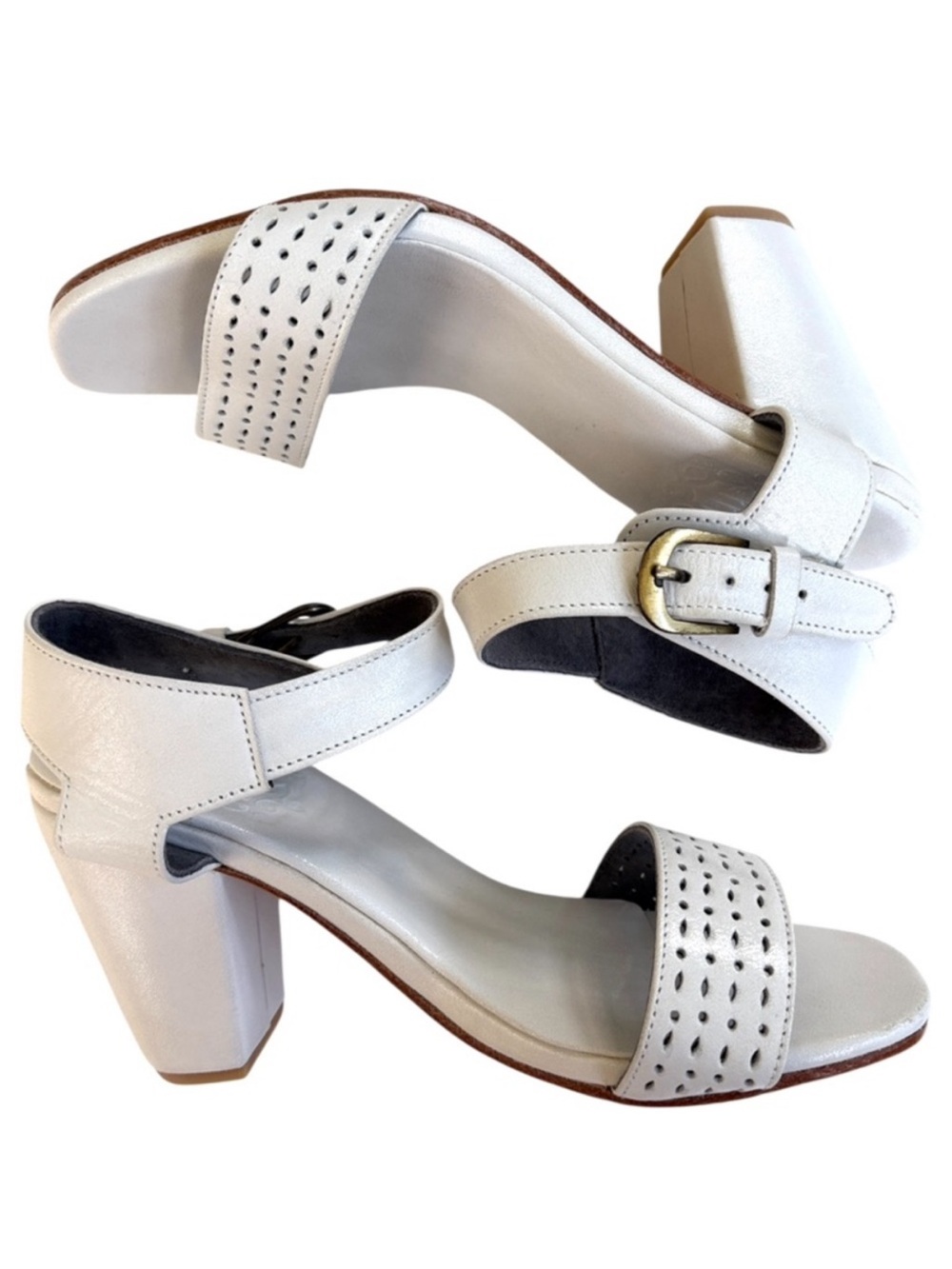 Like New Bali ELF Leather
Heeled Sandals White Size 8